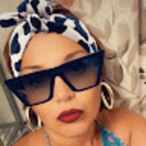 Meet your Posher, Gina